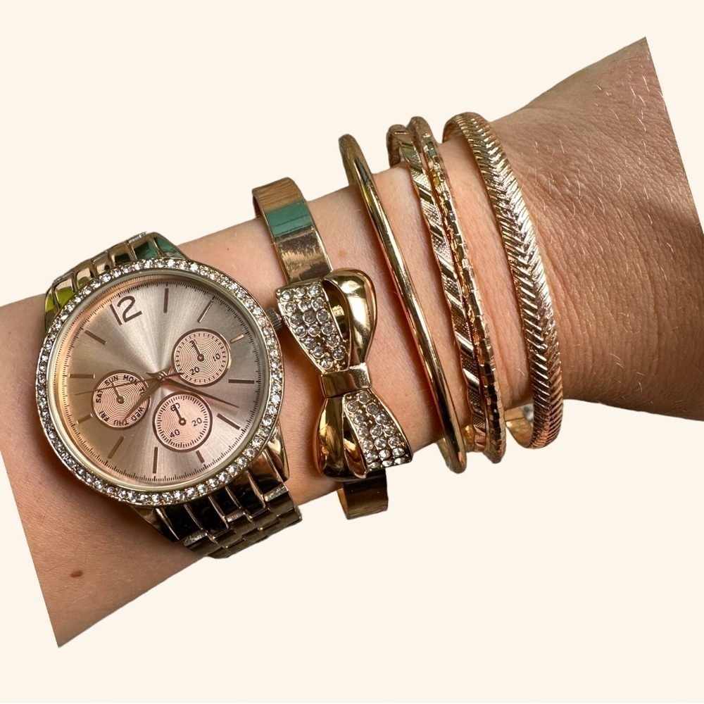 Rose gold watch and bangle bracelet set vintage made in Japan bow bling crystal 